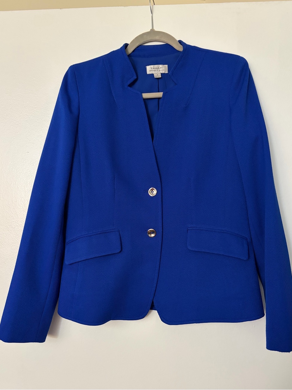 Tahari Arthur S Levine Blazer and pants suit
